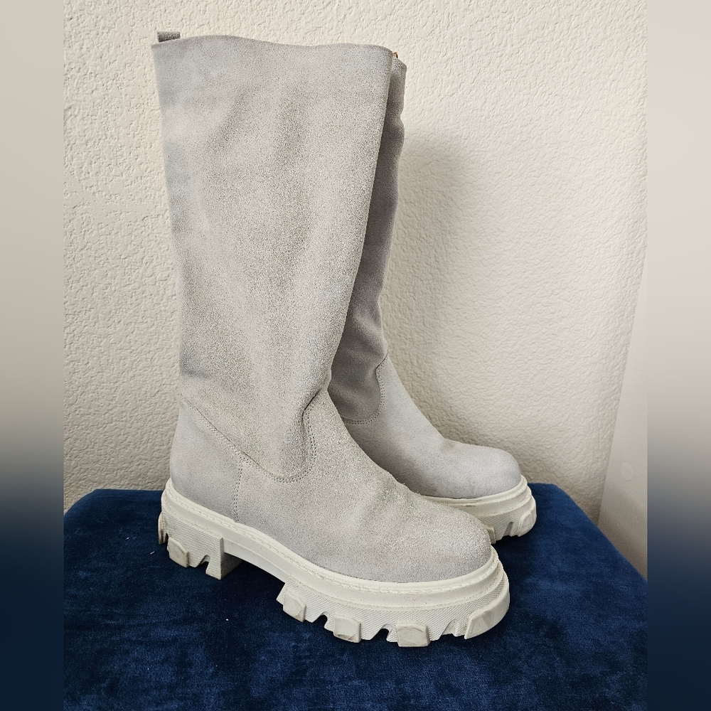 Venezia Grey Suede Tall Boots - Size 39 (US 8.5/9) - Chunky Lug Sole Flatform